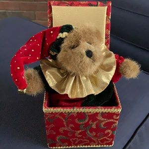 BOyDS BEAR music box